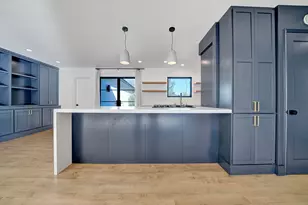 1901 Glenwood Ln, Newport Beach, CA 92660 - Photo 3