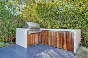 1901 Glenwood Ln, Newport Beach, CA 92660 - Photo 37