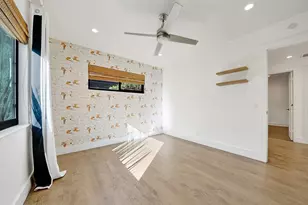 1901 Glenwood Ln, Newport Beach, CA 92660 - Photo 33