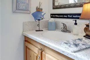 40 Saratoga, Newport Beach, CA 92660 - Photo 21