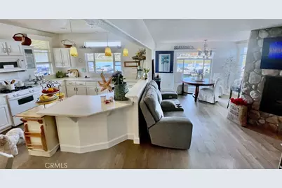 40 Saratoga, Newport Beach, CA 92660 - Photo 9