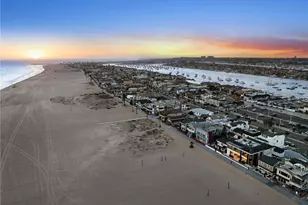 706 W Oceanfront, Newport Beach, CA 92661 - Photo 3