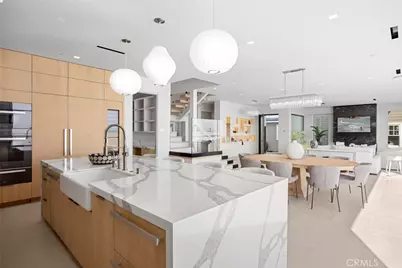 706 W Oceanfront, Newport Beach, CA 92661 - Photo 49