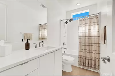 74 Dudley, Irvine, CA 92618 - Photo 23