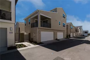 74 Dudley, Irvine, CA 92618 - Photo 35