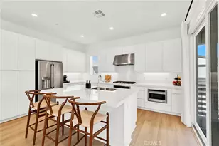 74 Dudley, Irvine, CA 92618 - Photo 3
