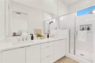 74 Dudley, Irvine, CA 92618 - Photo 17