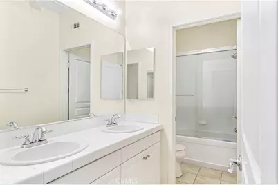 87 Fringe Tree, Irvine, CA 92606 - Photo 17