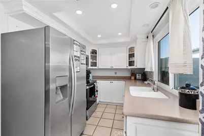 449 N Via Napoli, Anaheim, CA 92806 - Photo 9