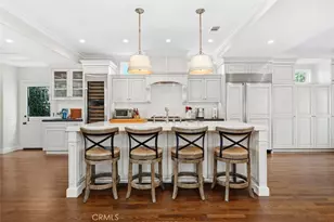 2431 Bayshore Dr, Newport Beach, CA 92663 - Photo 13