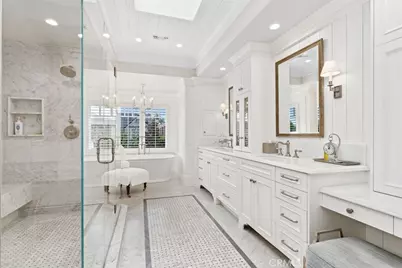 2431 Bayshore Drive, Newport Beach, CA 92663 - Photo 23