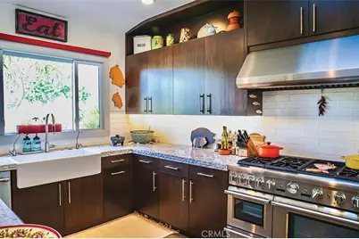 363 La Perle Lane, Costa Mesa, CA 92627 - Photo 11