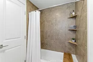 203 Cedar St, Newport Beach, CA 92663 - Photo 19