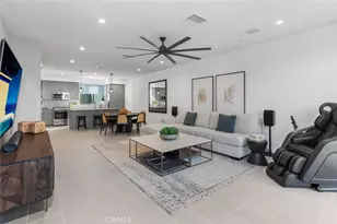 203 Placemark, Irvine, CA 92614 - Photo 15