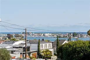 212 Kings Pl, Newport Beach, CA 92663 - Photo 49