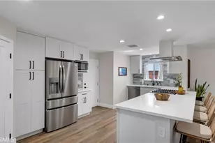 16281 Golden Gate Ln, Huntington Beach, CA 92649 - Photo 7