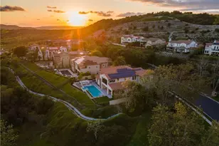 24 Via Carina, San Clemente, CA 92673 - Photo 3