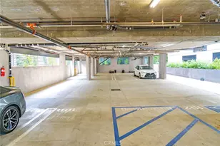 1187 Crenshaw Blvd, Los Angeles, CA 90019 - Photo 49