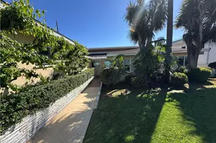 1221 Kings Rd, Newport Beach, CA 92663 - Photo 5