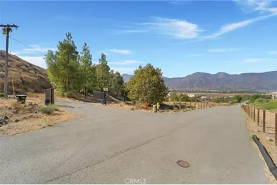 11085 Canyon Circle, Corona, CA 92883 - Photo 3