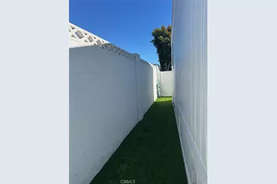 260 Mayflower Drive, Newport Beach, CA 92660 - Photo 25