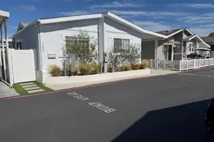 260 Mayflower Dr, Newport Beach, CA 92660 - Photo 21