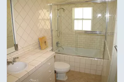 1610 Park Avenue, Newport Beach, CA 92662 - Photo 9