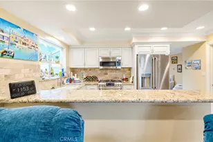 325 Grand Canal, Newport Beach, CA 92662 - Photo 13