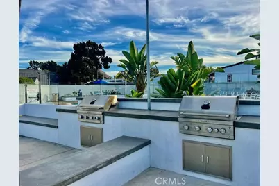 237 Plymouth Avenue, Newport Beach, CA 92660 - Photo 33