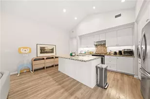 134 Canvas, Irvine, CA 92620 - Photo 11