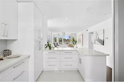 775 Avocado, Corona del Mar, CA 92625 - Photo 11