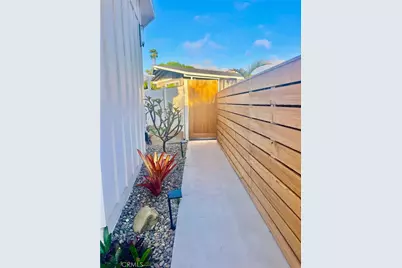 24 Saratoga, Newport Beach, CA 92660 - Photo 29