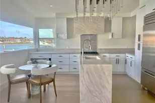 24 Saratoga, Newport Beach, CA 92660 - Photo 7