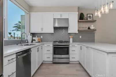 1529 Greenwich Way, Costa Mesa, CA 92627 - Photo 15