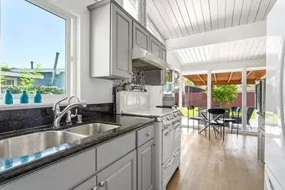 2214 N Spruce Street, Santa Ana, CA 92706 - Photo 7