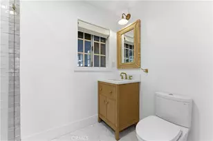515 Kings Pl, Newport Beach, CA 92663 - Photo 21
