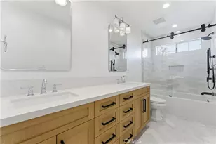 515 Kings Pl, Newport Beach, CA 92663 - Photo 29