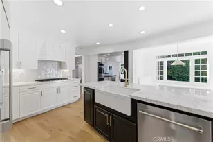 515 Kings Pl, Newport Beach, CA 92663 - Photo 9