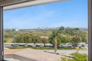 608 St James Pl, Newport Beach, CA 92663 - Photo 5