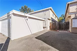 2937 Mendoza Dr, Costa Mesa, CA 92626 - Photo 41