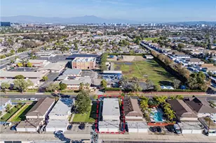 2937 Mendoza Dr, Costa Mesa, CA 92626 - Photo 43