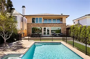 12 Harbor Island, Newport Beach, CA 92660 - Photo 3