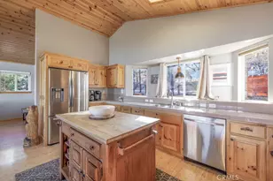 712 Villa Grove, Big Bear City, CA 92314 - Photo 7