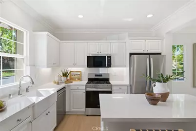 33 Bower Tree, Irvine, CA 92603 - Photo 3