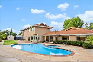1562 Wyndham Ct, Santa Ana, CA 92705 - Photo 33