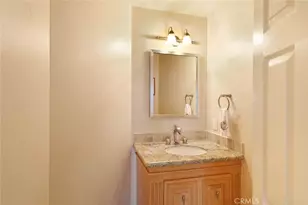 14 Swift Ct, Newport Beach, CA 92663 - Photo 11
