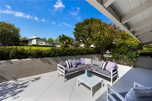 2102 Vista Entrada, Newport Beach, CA 92660 - Photo 21