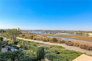2102 Vista Entrada, Newport Beach, CA 92660 - Photo 31