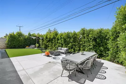 304 Hanover, Costa Mesa, CA 92626 - Photo 27