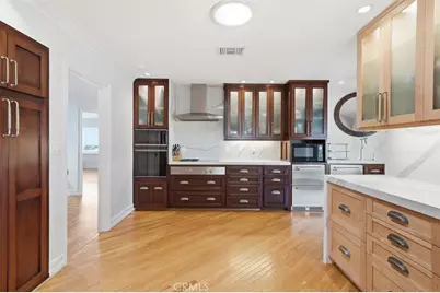 255 Ocean View, Newport Beach, CA 92663 - Photo 9